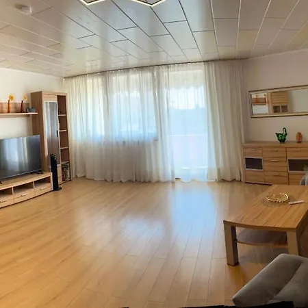 Grosszuegig Geschnittene, Helle, Schoene In Toplage Apartmán *