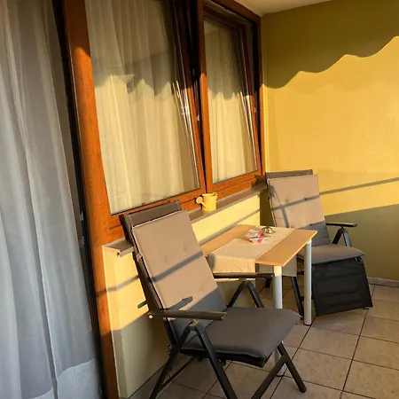 Grosszuegig Geschnittene, Helle, Schoene In Toplage Apartmán *
