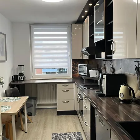Apartmán Grosszuegig Geschnittene, Helle, Schoene In Toplage